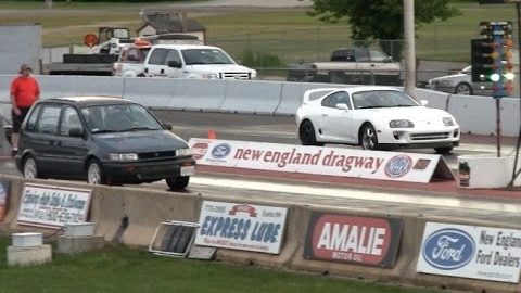 4g63 Soccer Mom destroys Supra and Mustang drag race