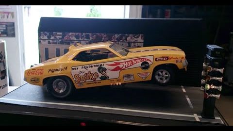 NHRA Mattel Hot Wheels Legends to Life Don The Snake Prudhomme '70 Cuda