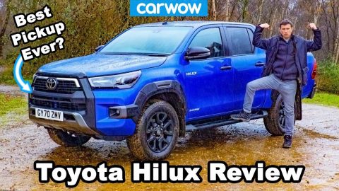 New Toyota Hilux 2021 review - the ULTIMATE pick-up truck!