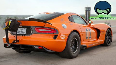 4700HP Worth of Vipers Battle the 1/2 Mile!