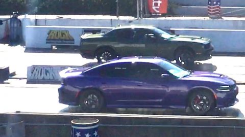 Challenger 1320 VS Scat Pack Charger, 1/4 mile race
