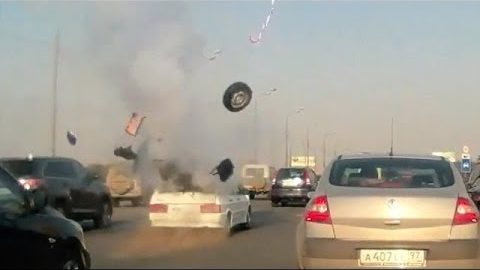 LPG Car tank Explosion on Highway