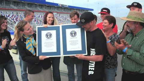1320 - Jesse Toler breaks world record