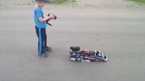 Traxxas NHRA Funny Car... So Easy a 5 Year Old Can Run It!
