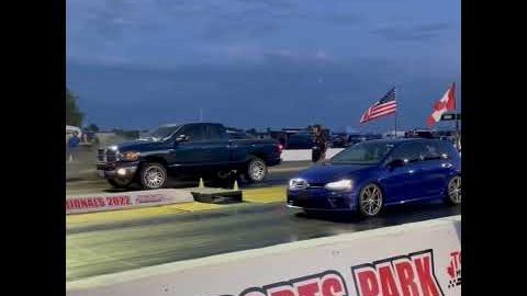 Marcus’ Golf R pulling hard at the track!! // 1320 Drag Racing 🏁