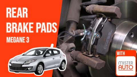 How to replace the rear brake pads Megane mk3 🚗