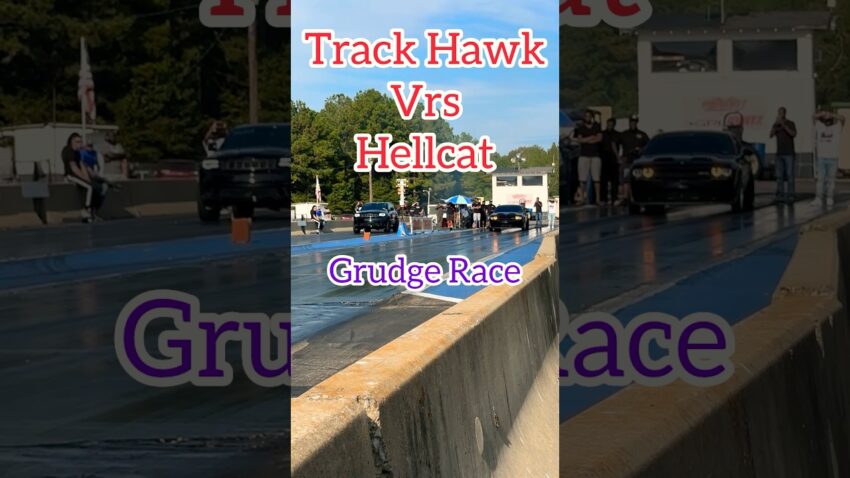 Who will win Grudge racing hellcat vs track hawk 🤯💪🏻 #shorts #car