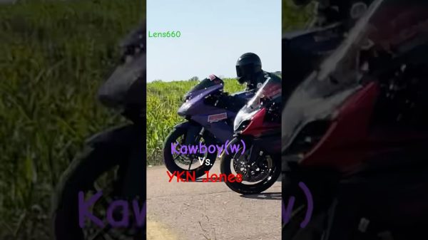 Rivals have a great race. #rivals #goodvibes #racing #grudge #kawasaki #suzuki #viralvideo