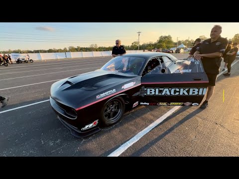 Factory X,Factory Stock Showdown,and Top Dragster in lanes NHRA US Nationals Sunday evening 2024