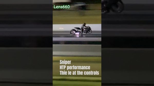 Sniper takes down alleykat. #snipers #alleycats #dragracing #sportbikeslife #grudge #shorts